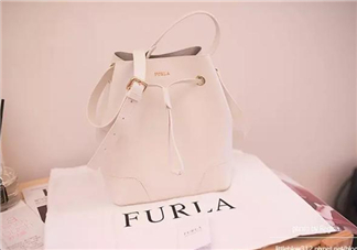 furla水桶包正品多少錢？芙拉水桶包專柜價(jià)格