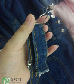 背帶褲的扣子怎么裝？背帶褲扣子安裝步驟圖