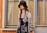 versus versace2018早春度假系列衣服款式有哪些_好看嗎？