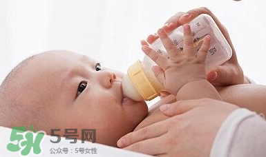 金銀花寶寶可以喝嗎？夏天寶寶能喝金銀花嗎？