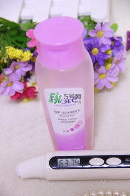 碧柔卸妝水和卸妝乳哪個好？碧柔卸妝水和卸妝乳選擇
