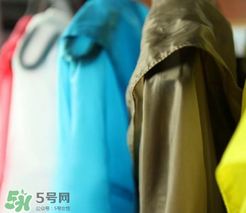 防曬衣什么顏色最防曬？防曬衣哪個(gè)顏色防曬效果好？