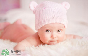 嬰兒吃藥可以混在奶粉里面吃嗎？嬰兒吃藥怎么吃？