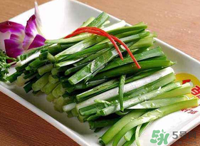 楊梅和韭菜能一起吃嗎？喝楊梅湯能吃韭菜嗎？