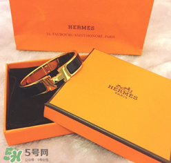 愛馬仕手鐲怎么打開？愛馬仕手鐲怎么帶？