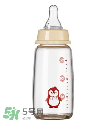 啾啾奶瓶和貝親奶瓶哪個好？啾啾奶瓶和貝親奶瓶的區(qū)別