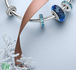 pandora繁星童話手鏈?zhǔn)鞘裁床馁|(zhì)？潘多拉繁星童話是銀的嗎？