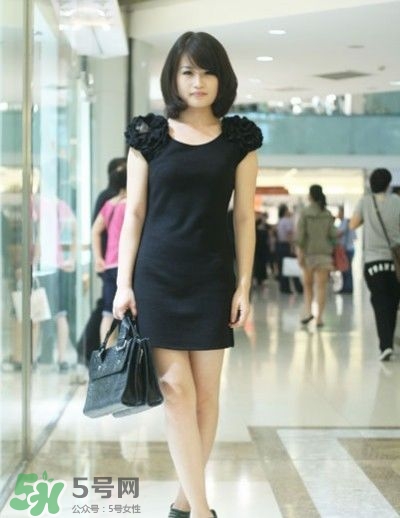 7月份穿什么衣服？七月份穿衣搭配