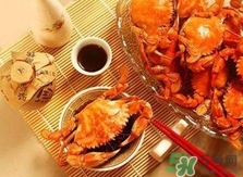 吃螃蟹可以喝牛奶嗎？吃螃蟹能喝酸奶嗎？