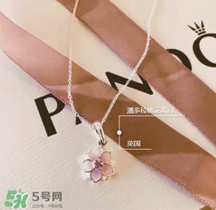 潘多拉項(xiàng)鏈洗澡可以戴嗎？潘多拉項(xiàng)鏈可以帶著洗澡嗎？