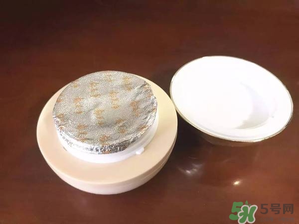 郁美凈粉底霜怎么樣？郁美凈粉底霜色號試色