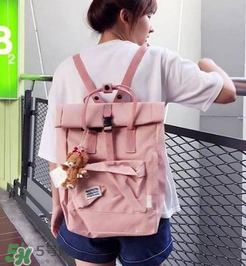 rootote和anello哪個(gè)好？rootote和anello雙肩包哪個(gè)更好？