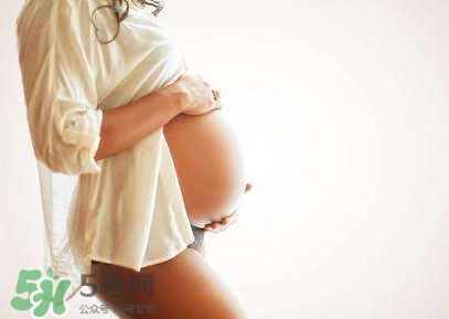 孕婦長痱子可以用痱子粉嗎？痱子粉對孕婦有危害嗎？