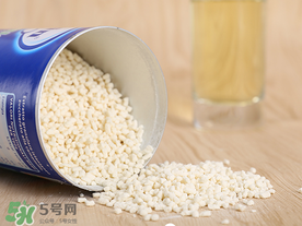 美林菊花晶可以和奶粉一起喝嗎？美林菊花晶可以加在奶里嗎？