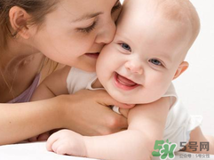 早產(chǎn)兒奶粉有必要嗎？早產(chǎn)兒可以吃普通奶粉嗎？
