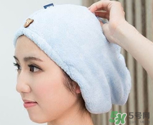 干發(fā)巾和干發(fā)帽哪個(gè)好？干發(fā)帽什么材質(zhì)的好