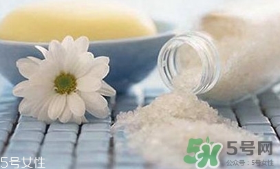 食鹽中的亞鐵氰化鉀是什么東西？亞鐵氰化鉀對身體有害嗎