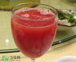 西瓜汁有沉淀還能喝嗎？西瓜汁怎么榨不會沉淀？