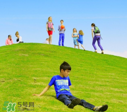 暑假旅游性價比最高的地方是哪里？2017暑假去哪里旅游便宜？