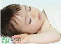 寶寶睡覺打鼾怎么回事？寶寶睡覺打鼾正常嗎？