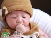 寶寶睡覺突然大哭是什么原因？寶寶睡覺大哭正常嗎？