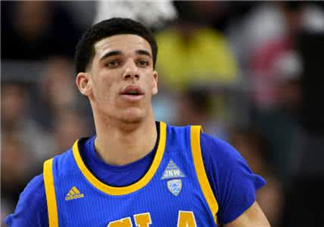 lonzo ball球哥2017湖人戰(zhàn)靴簽名球鞋多少錢？