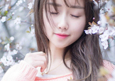 化完妝臉上出油是什么原因？化完妝臉上出油怎么辦？