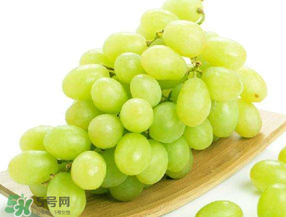 青提上有黑點(diǎn)怎么回事？青提長斑點(diǎn)是什么原因？