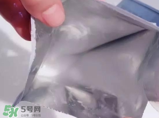 艾醫(yī)生草本絲絨面膜怎么用？艾醫(yī)生草本絲絨面膜要洗嗎