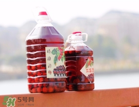 楊梅酒一次喝多少？楊梅酒喝多了會(huì)怎樣？