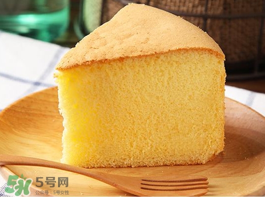 戚風蛋糕用什么面粉？戚風蛋糕用什么油最好