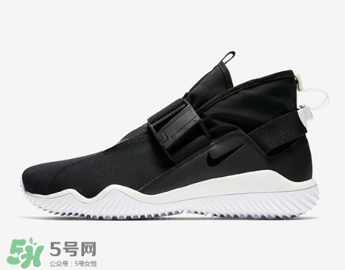 nikelab acg 07 kmtr機能運動鞋黑白配色多少錢？