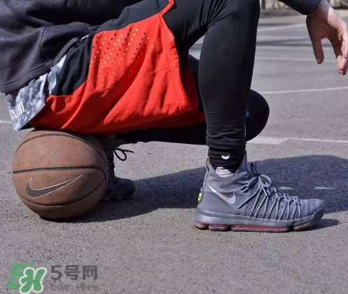 nike kd9 elite上腳怎么樣？耐克kd9 elite實(shí)戰(zhàn)測(cè)評(píng)