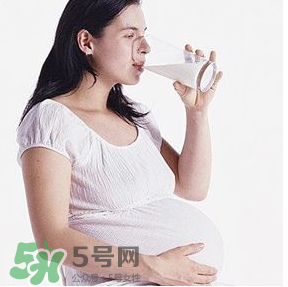 安滿和惠氏孕婦奶粉哪個好？安滿和惠氏孕婦奶粉的區(qū)別