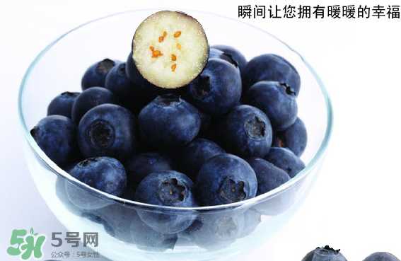 藍(lán)莓是什么顏色？藍(lán)莓泡水什么顏色？