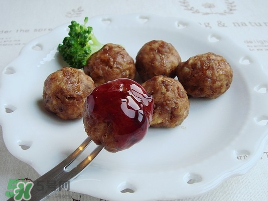 藍莓和牛肉能一起吃嗎？藍莓和牛肉會過敏嗎？