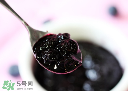 藍莓和楊梅能一起吃嗎？藍莓和楊梅可以一起泡酒嗎？