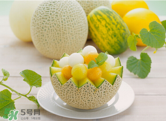 藍(lán)莓和香瓜能一起吃嗎？藍(lán)莓和香瓜能同時(shí)吃？