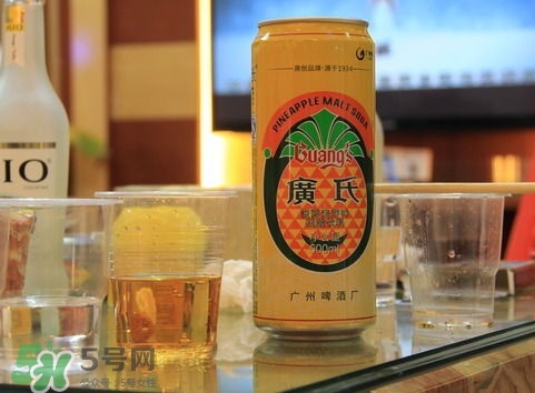 菠蘿啤是碳酸飲料嗎？菠蘿啤不能和什么一起吃？