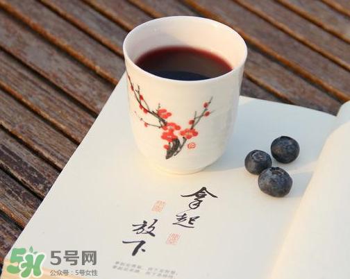 藍莓酒可以存放多久？藍莓酒保質(zhì)期多久？
