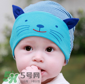 母乳喂養(yǎng)胸會(huì)變小嗎？母乳喂養(yǎng)胸會(huì)不會(huì)變??？