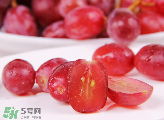 無籽紅提有涂避孕藥嗎？無籽紅提是轉(zhuǎn)基因嗎？