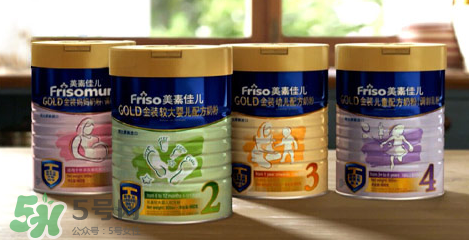 氨基酸奶粉與深度水解奶粉的區(qū)別 氨基酸奶粉與深度水解奶粉哪個(gè)好？
