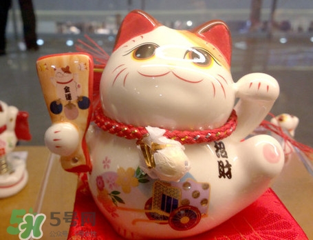招財(cái)貓起源于哪個(gè)國家？招財(cái)貓?jiān)趺磾[放