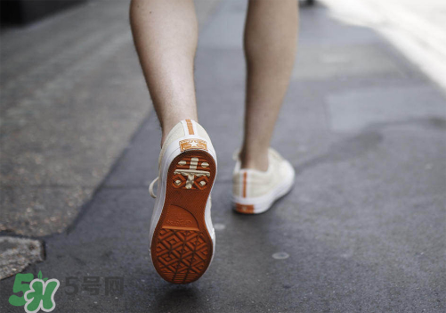 foot patrol與converse匡威聯(lián)名運動鞋什么時候發(fā)售？