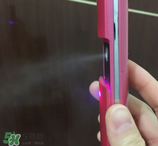 補水儀可以帶水充電嗎？補水儀怎么充電
