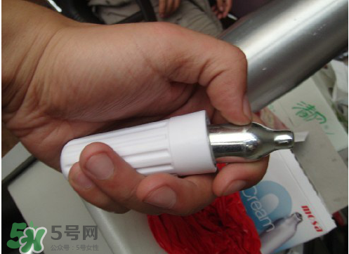 笑氣怎么玩？笑氣怎么用？