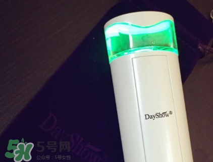 dayshow補水儀怎么充電？dayshow補水儀怎么加水