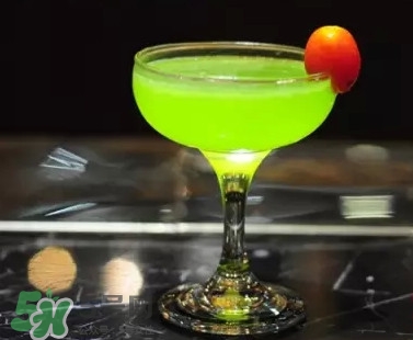 雞尾酒是酒還是飲料？雞尾酒怎么調好喝