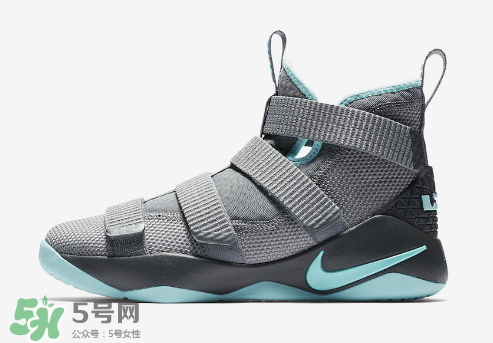 nike lebron soldier 11 igloo多少錢(qián)？耐克士兵11冰屋配色價(jià)格